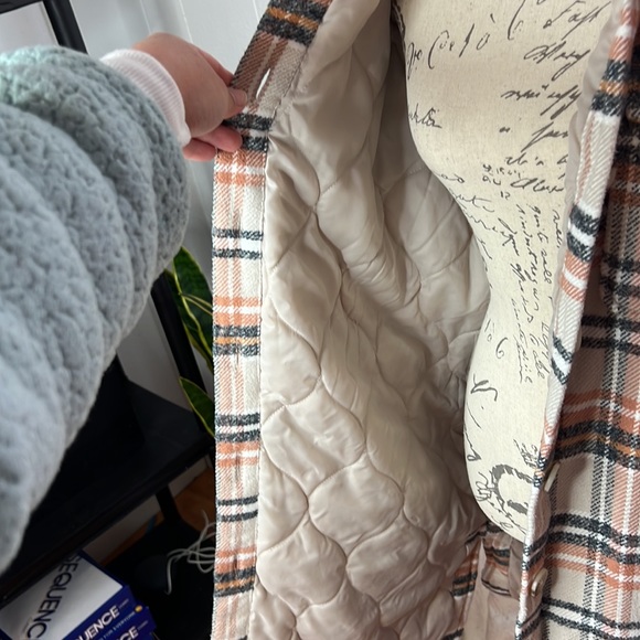 Coat - Picture 5 of 5